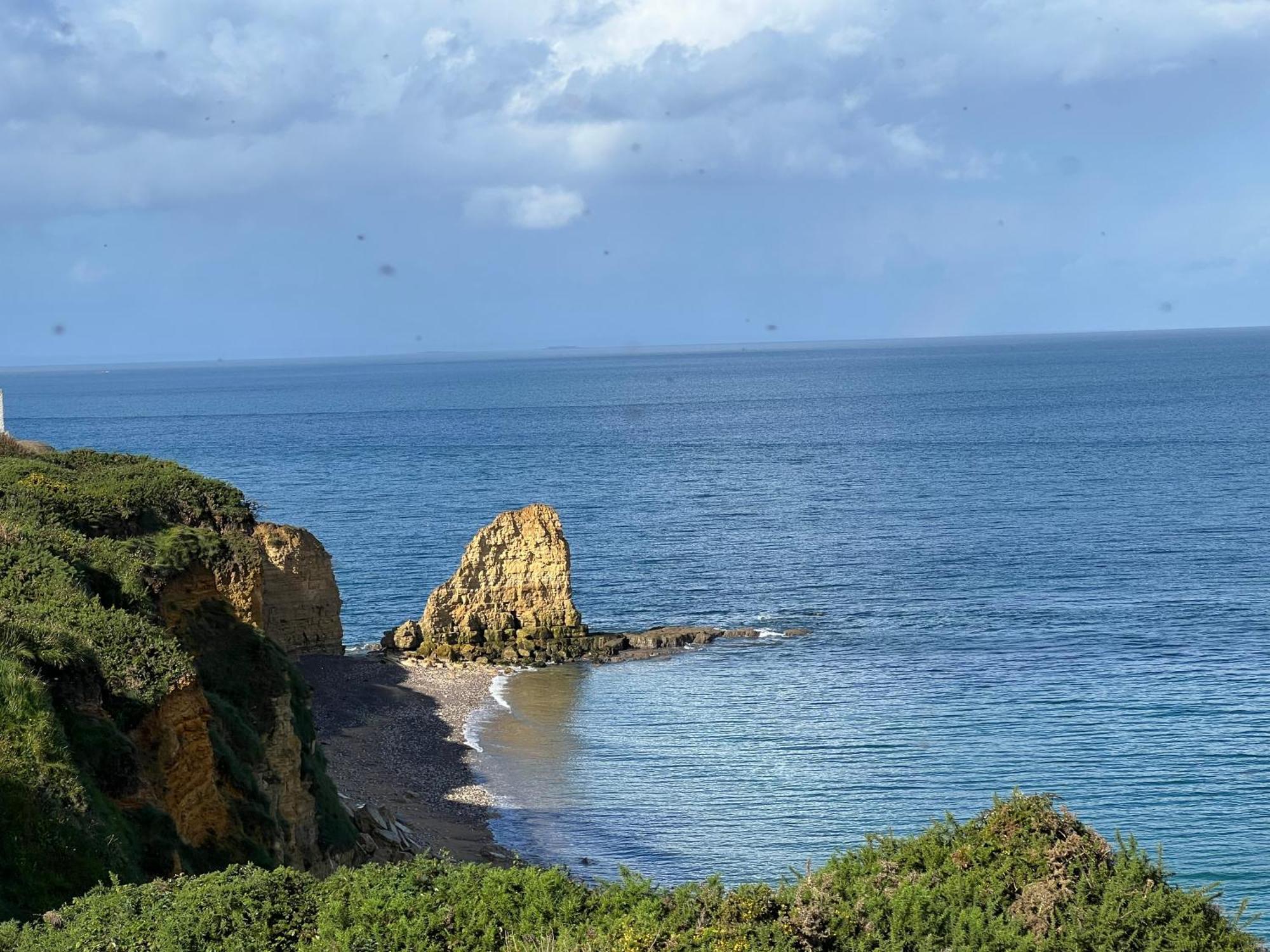 Cottage Overlord - 6 Personnes - Plages Du Debarquement Formigny Exterior photo